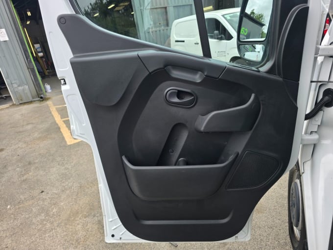 2025 Vauxhall Movano