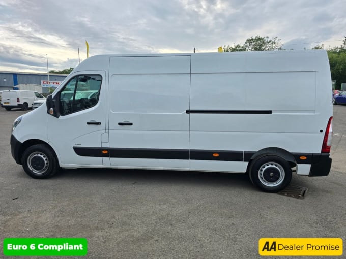 2025 Vauxhall Movano