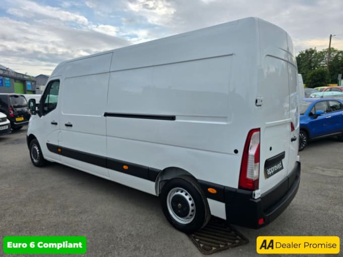 2025 Vauxhall Movano