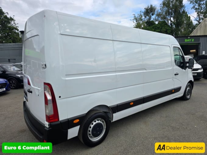 2025 Vauxhall Movano