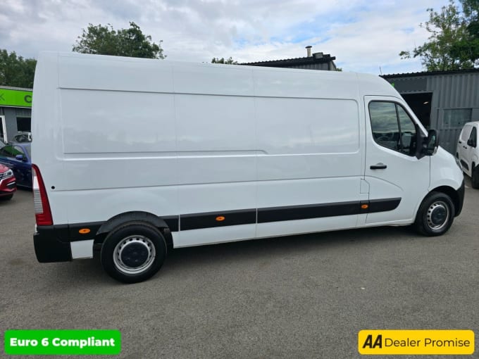 2025 Vauxhall Movano