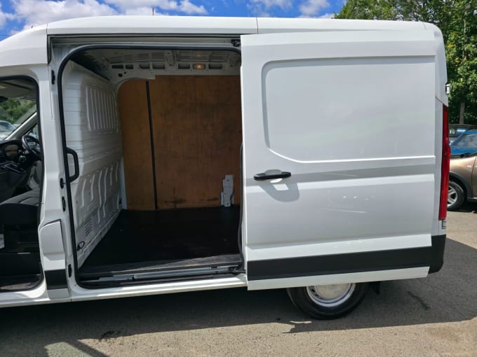 2025 Maxus Deliver 9