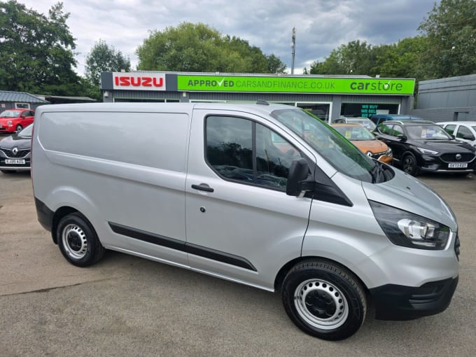 2025 Ford Transit Custom