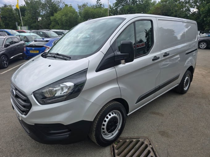 2025 Ford Transit Custom