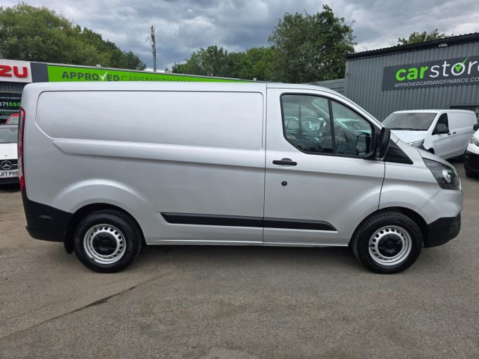 2025 Ford Transit Custom