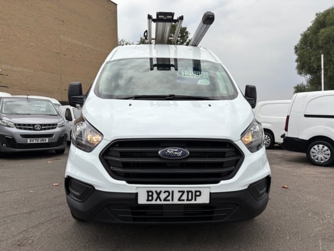 2025 Ford Transit Custom