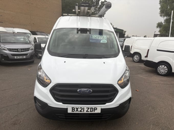 2025 Ford Transit Custom
