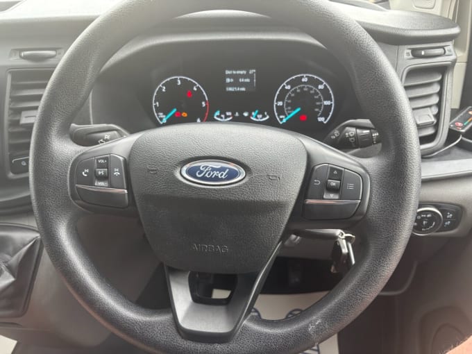 2025 Ford Transit Custom