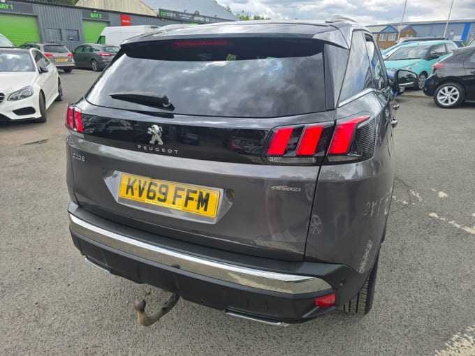 2025 Peugeot 3008