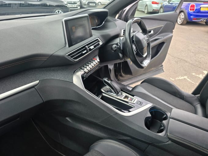 2025 Peugeot 3008