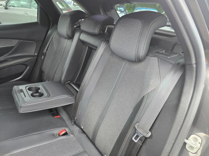 2025 Peugeot 3008