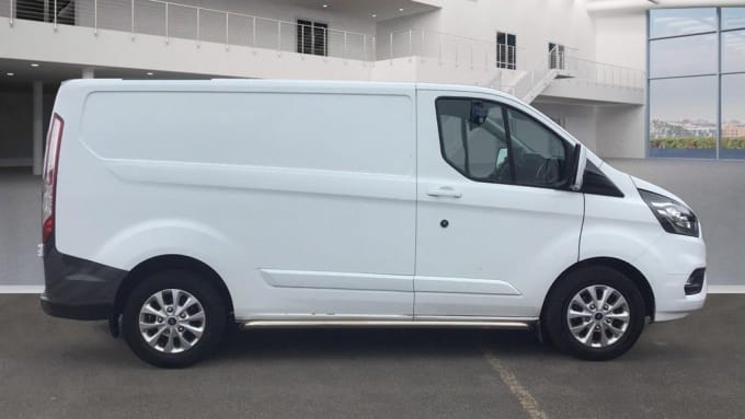 2025 Ford Transit Custom