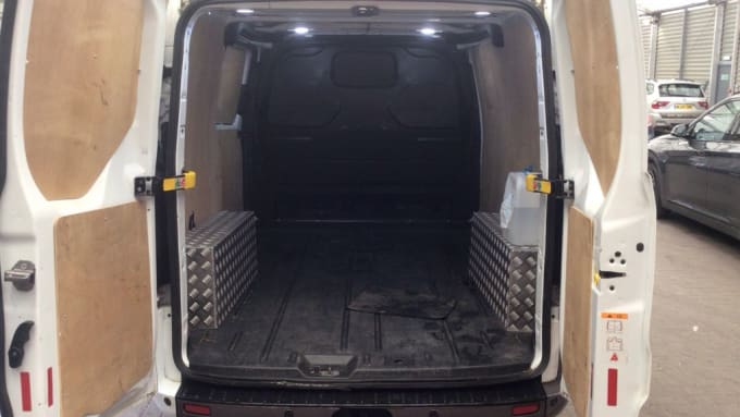 2025 Ford Transit Custom