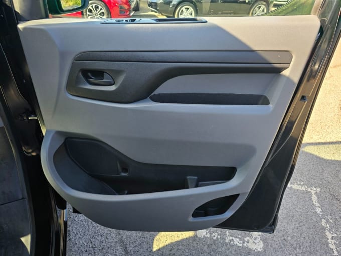 2025 Vauxhall Vivaro Life