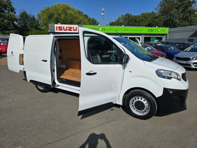 2025 Peugeot Expert