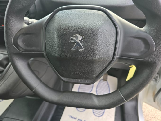 2025 Peugeot Partner