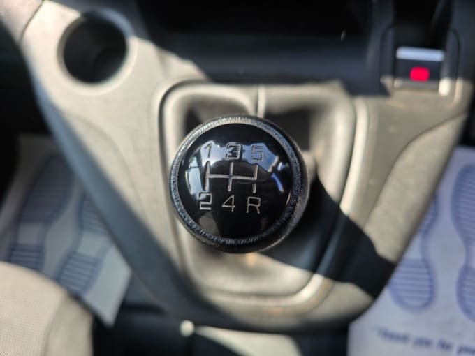 2025 Peugeot Partner