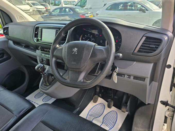 2025 Peugeot Expert