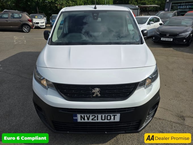 2025 Peugeot Partner