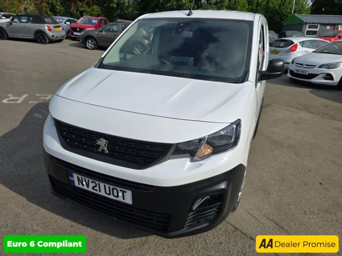 2025 Peugeot Partner