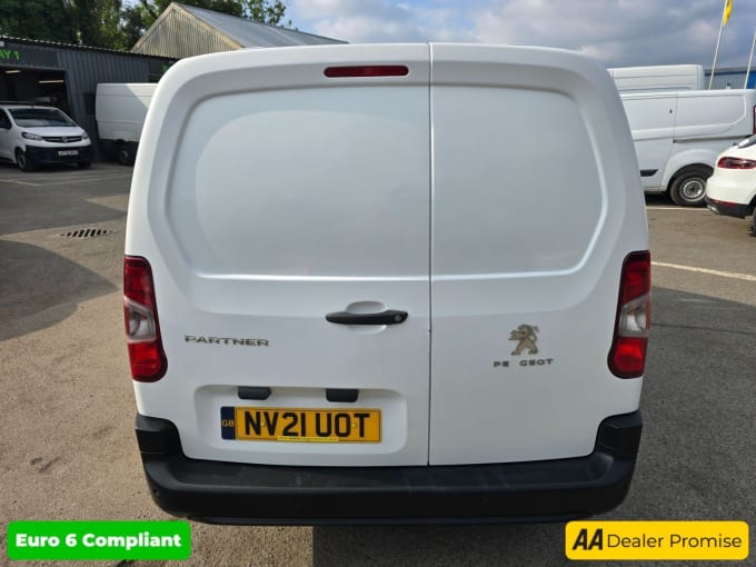2025 Peugeot Partner