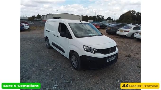 2025 Peugeot Partner