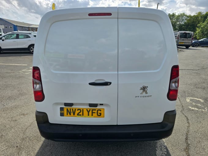 2021 Peugeot Partner