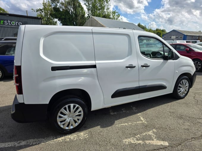 2021 Peugeot Partner