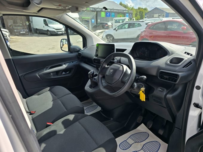 2021 Peugeot Partner