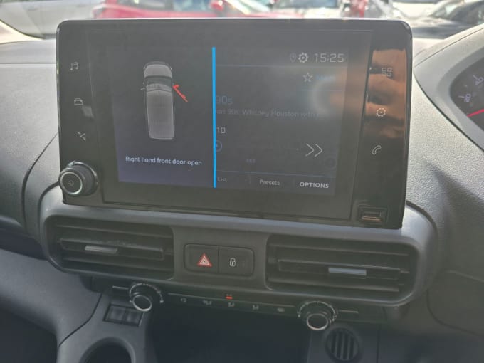 2021 Peugeot Partner