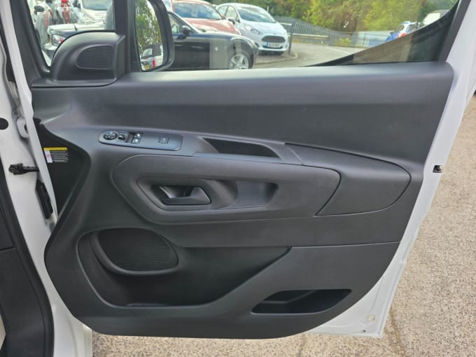 2021 Peugeot Partner
