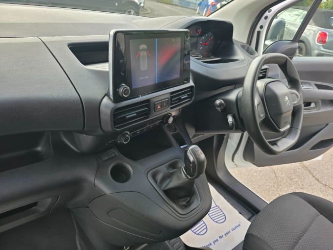 2021 Peugeot Partner