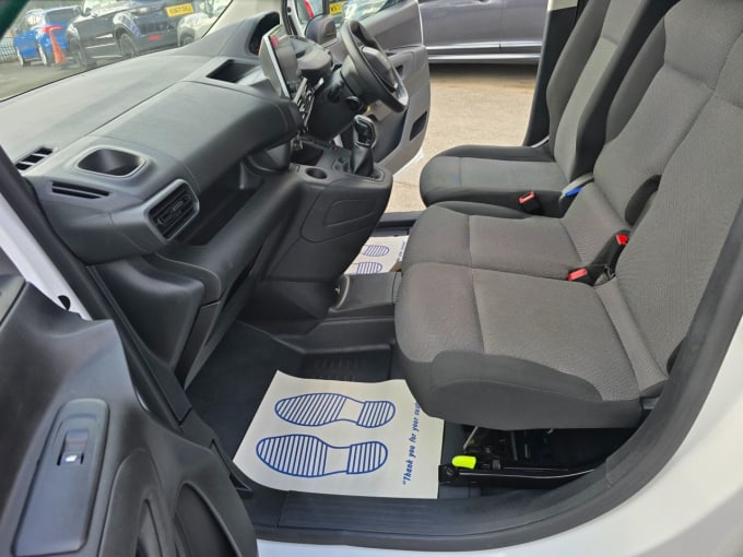 2021 Peugeot Partner