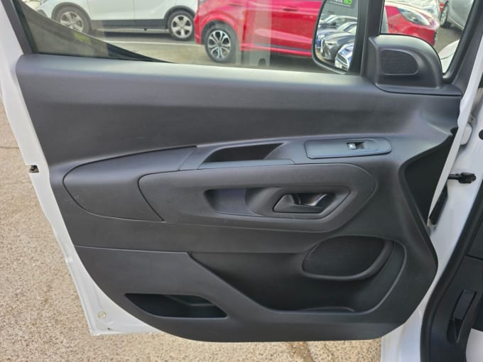 2021 Peugeot Partner