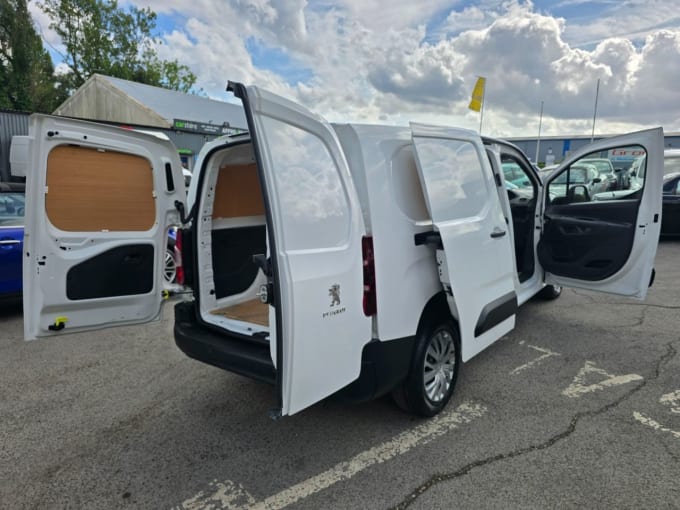 2021 Peugeot Partner