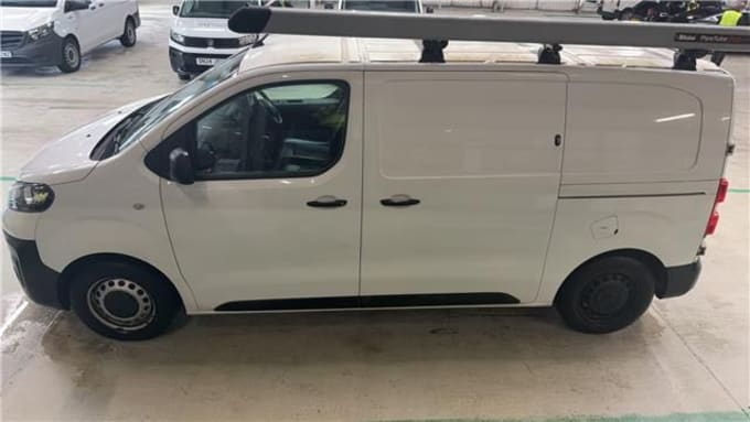 2025 Vauxhall Vivaro