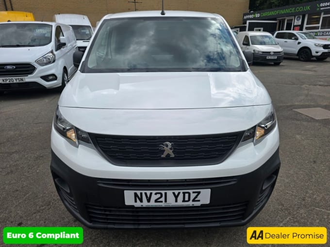 2025 Peugeot Partner