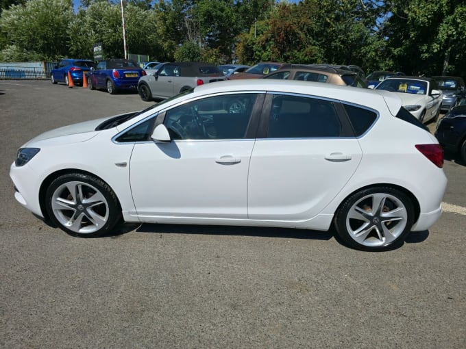 2025 Vauxhall Astra