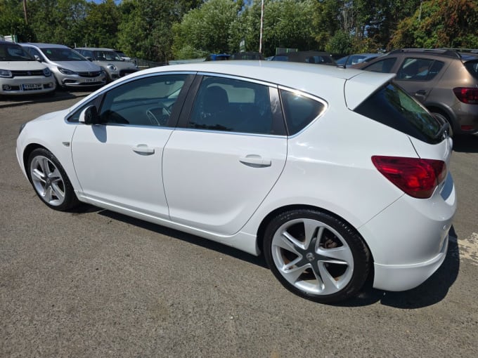 2025 Vauxhall Astra