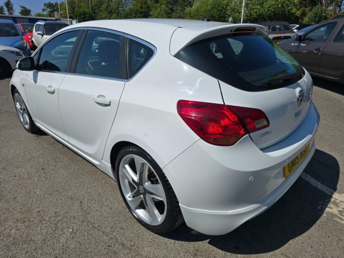 2025 Vauxhall Astra