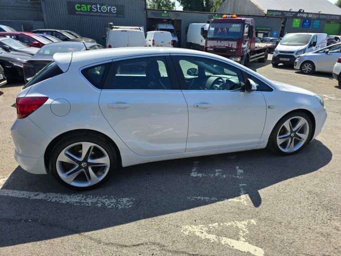 2025 Vauxhall Astra