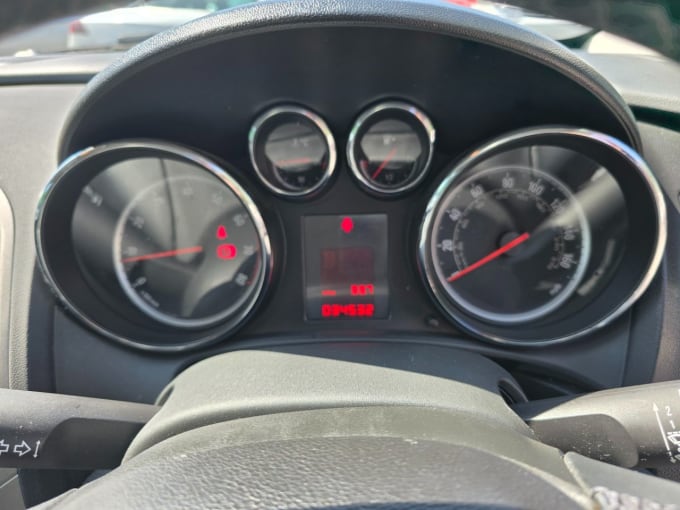 2025 Vauxhall Astra