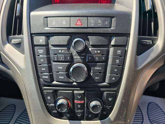 2025 Vauxhall Astra