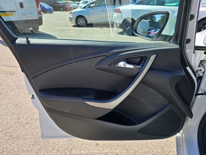 2025 Vauxhall Astra