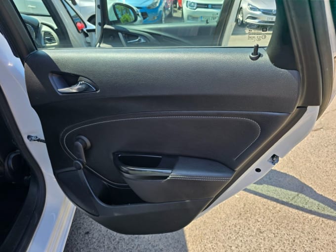 2025 Vauxhall Astra
