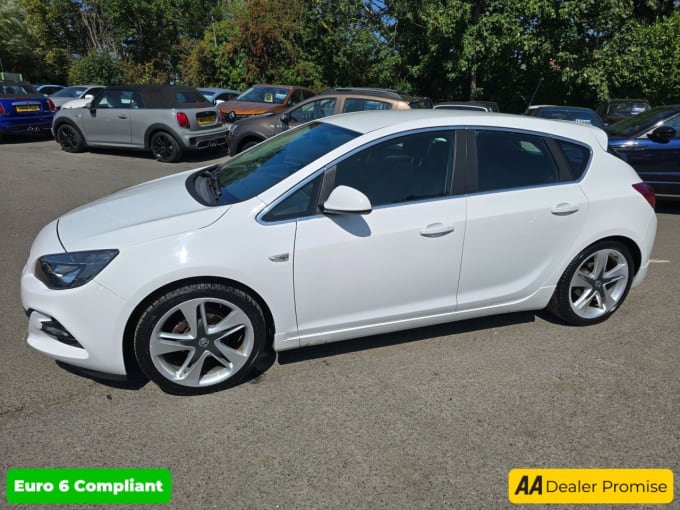 2025 Vauxhall Astra