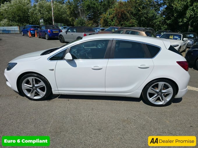 2025 Vauxhall Astra