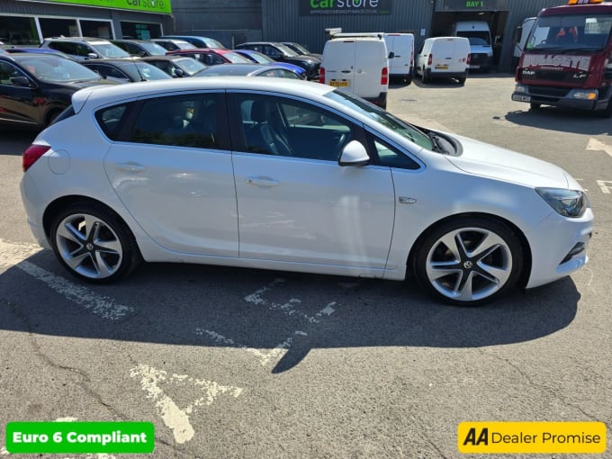 2025 Vauxhall Astra