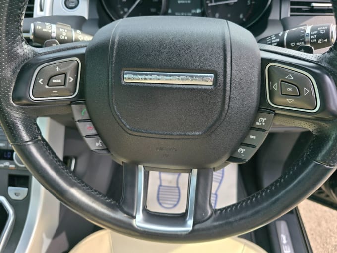 2025 Land Rover Range Rover Evoque