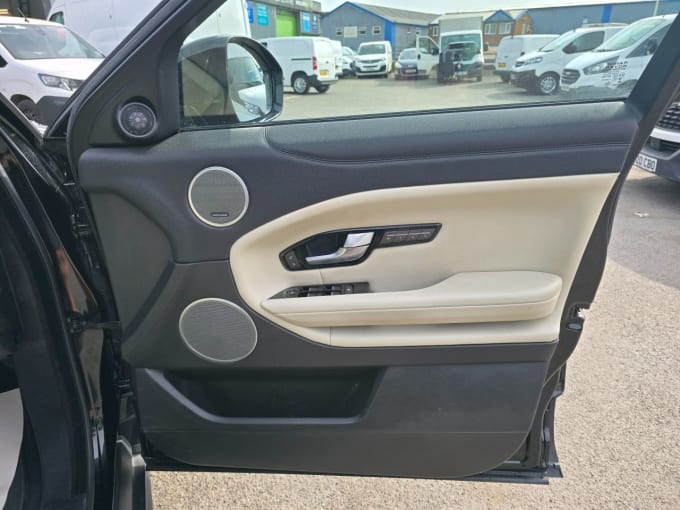2025 Land Rover Range Rover Evoque